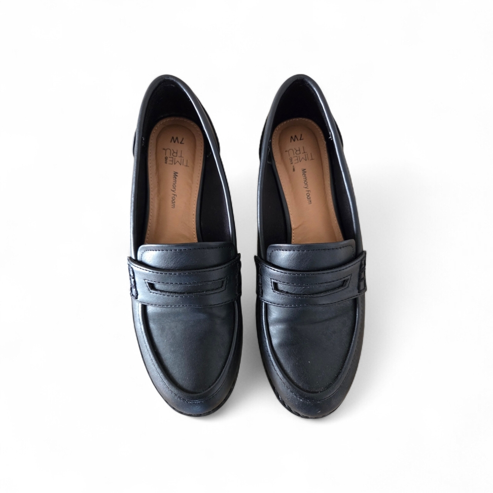 Time and Tru Black Slip-On Penny Loafers for Women Size 7